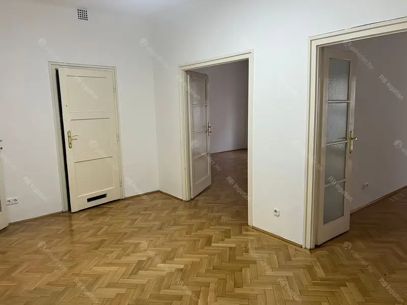 Kiadó albérlet 330000 Ft/hó áron: Budapest, XI. kerület  Eszék utca. Mérete: 88 nm, 3 szobás | Alberlet.hu - 6646152