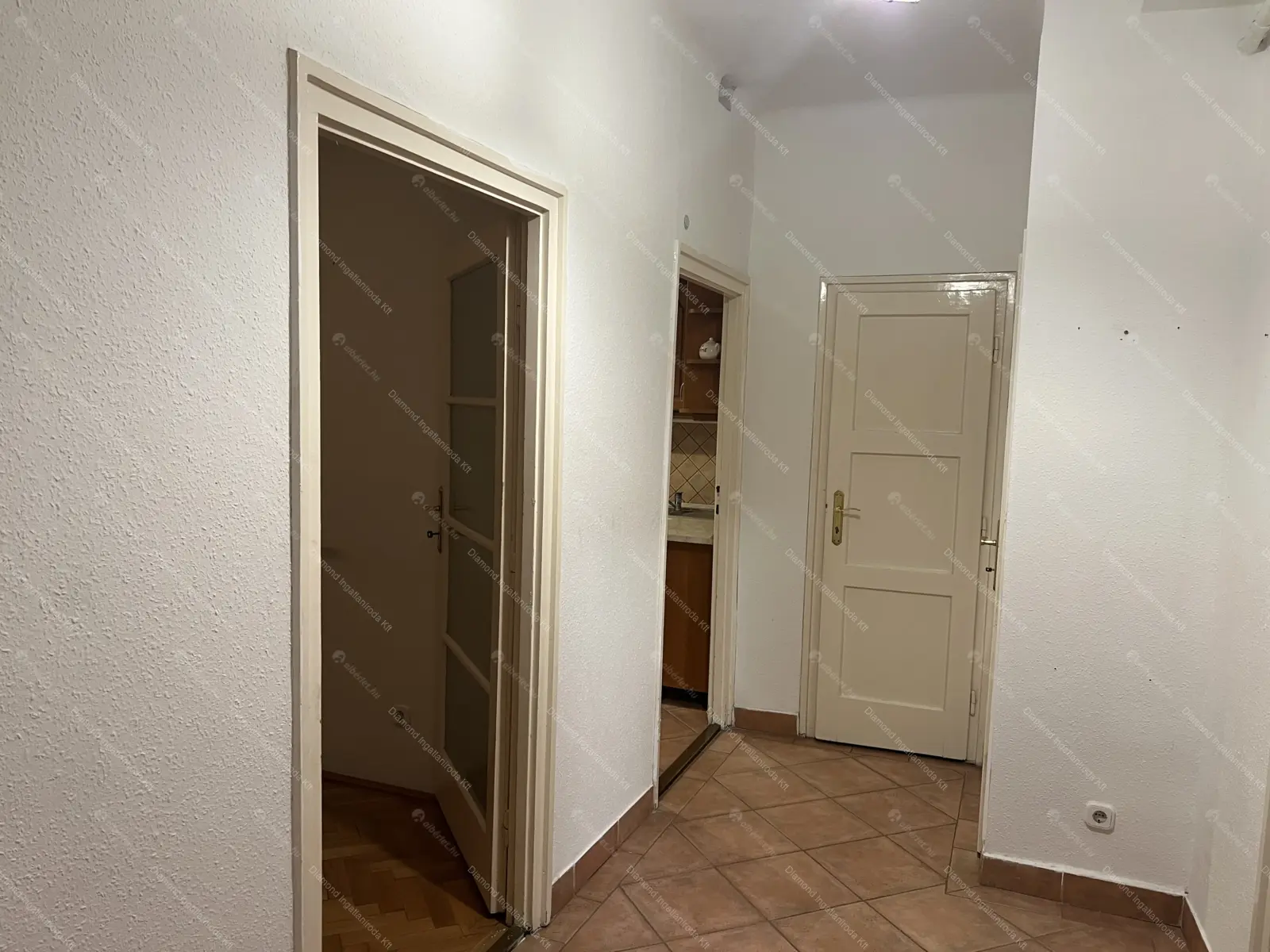 Kiadó albérlet 330000 Ft/hó áron: Budapest, XI. kerület  Eszék utca. Mérete: 88 nm, 3 szobás | Alberlet.hu - 6654774