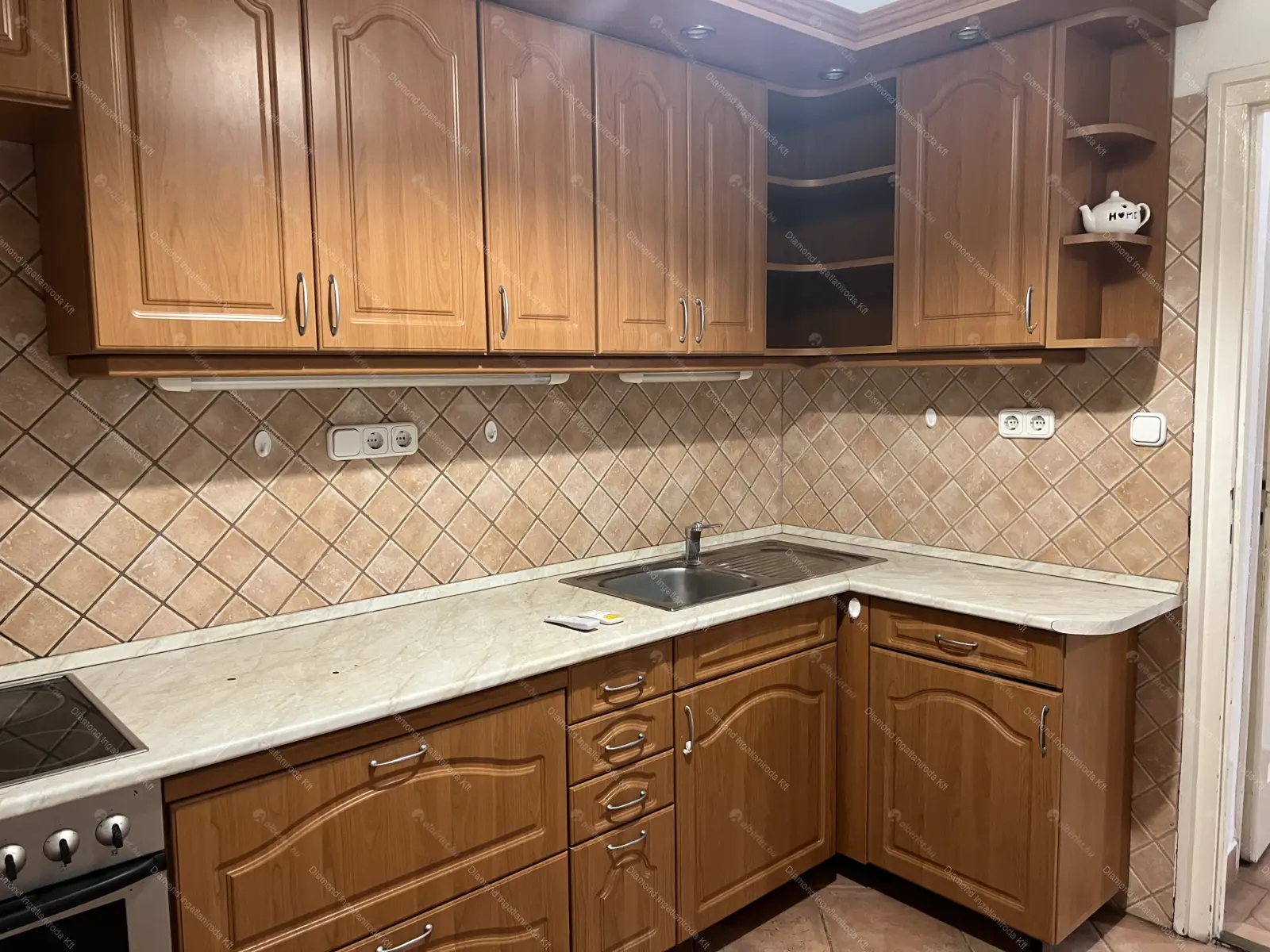 Kiadó albérlet 330000 Ft/hó áron: Budapest, XI. kerület  Eszék utca. Mérete: 88 nm, 3 szobás | Alberlet.hu - 6654789