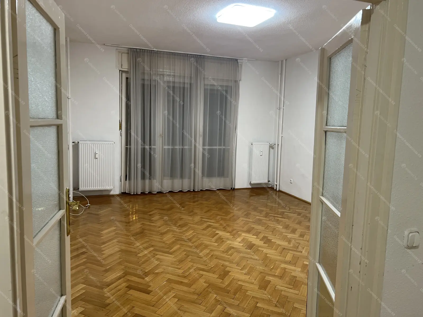 Kiadó albérlet 330000 Ft/hó áron: Budapest, XI. kerület  Eszék utca. Mérete: 88 nm, 3 szobás | Alberlet.hu - 6654793