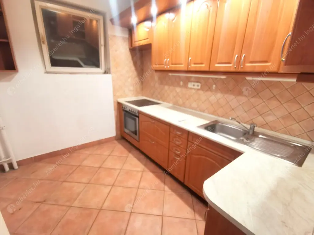 Kiadó albérlet 400000 Ft/hó áron: Budapest, XI. kerület  Eszék utca. Mérete: 93 nm, 3 szobás | Alberlet.hu - 6598977