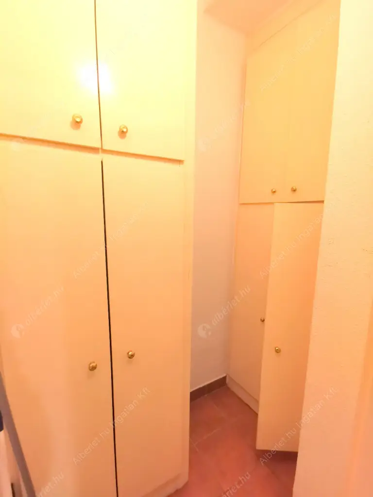 Kiadó albérlet 400000 Ft/hó áron: Budapest, XI. kerület  Eszék utca. Mérete: 93 nm, 3 szobás | Alberlet.hu - 6598978