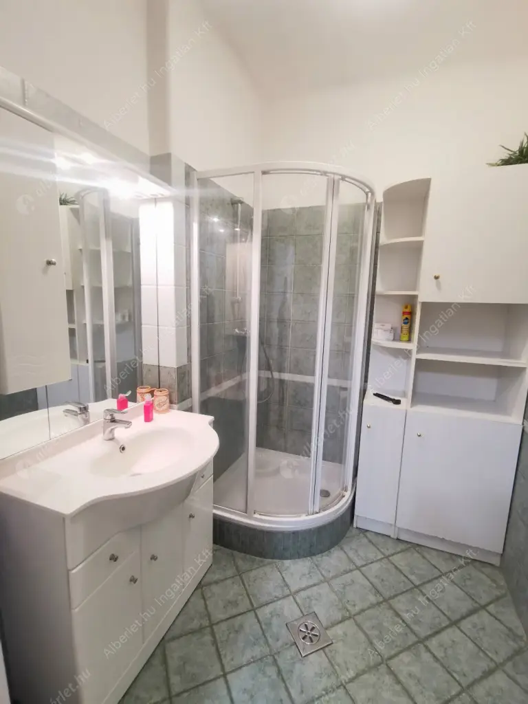 Kiadó albérlet 400000 Ft/hó áron: Budapest, XI. kerület  Eszék utca. Mérete: 93 nm, 3 szobás | Alberlet.hu - 6598982