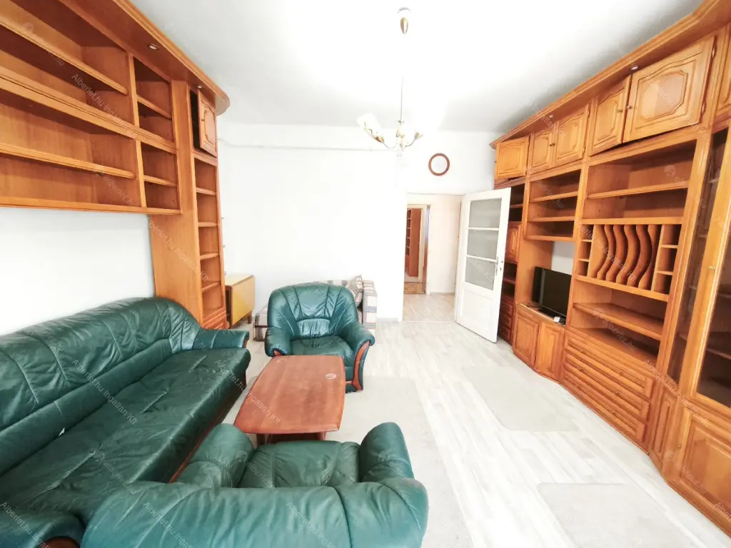 Kiadó albérlet 260000 Ft/hó áron: Budapest, XI. kerület  Etele tér. Mérete: 58 nm, 2 szobás | Alberlet.hu - 6670697