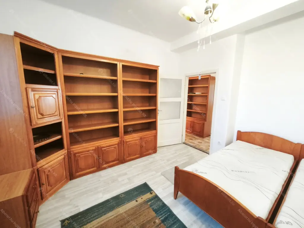 Kiadó albérlet 260000 Ft/hó áron: Budapest, XI. kerület  Etele tér. Mérete: 58 nm, 2 szobás | Alberlet.hu - 6670705