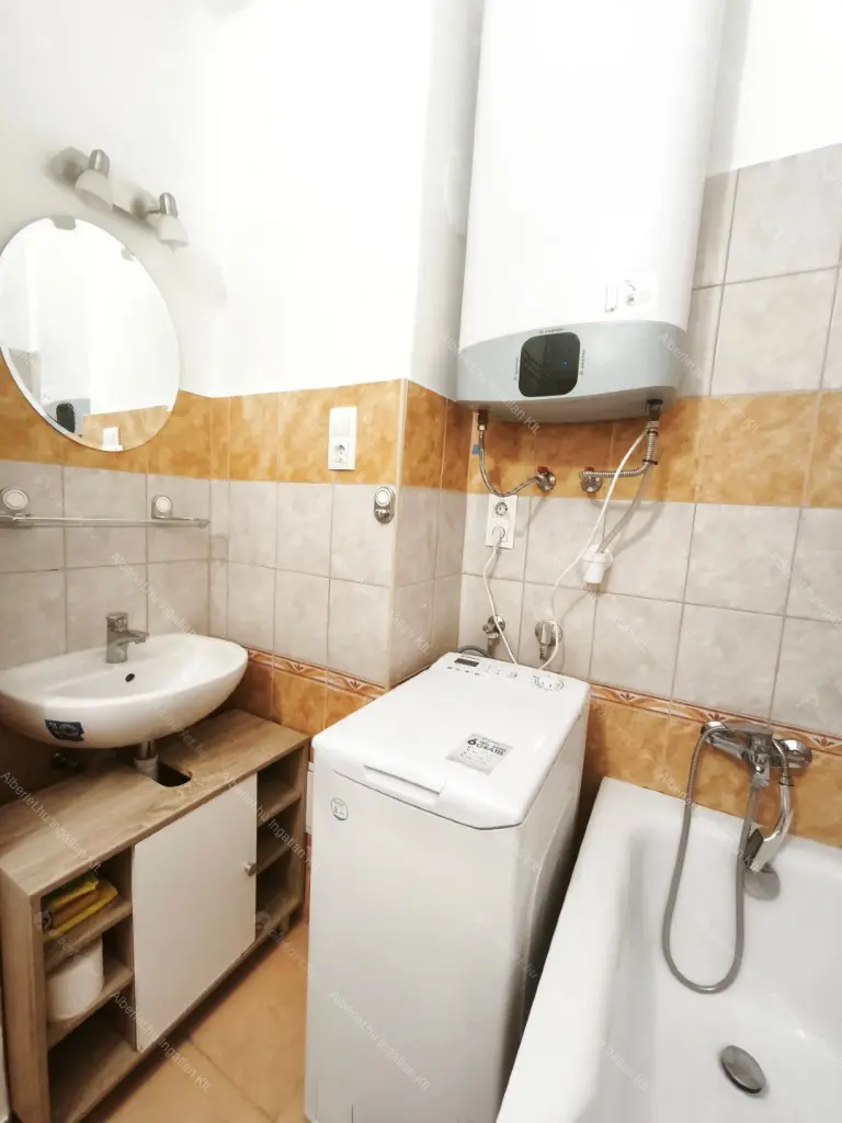 Kiadó albérlet 260000 Ft/hó áron: Budapest, XI. kerület  Etele tér. Mérete: 58 nm, 2 szobás | Alberlet.hu - 6670710