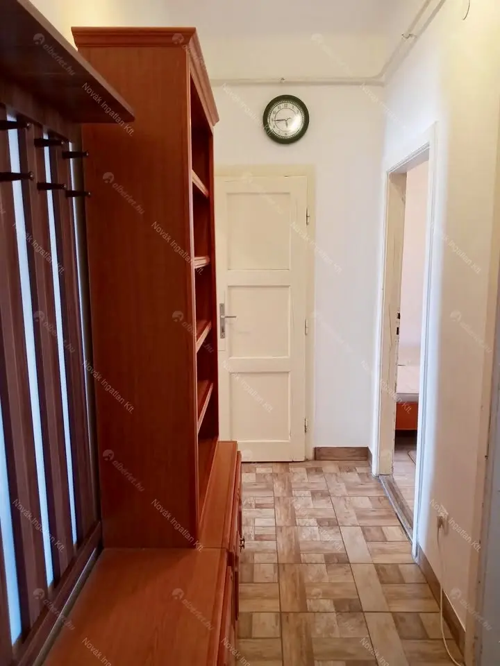 Kiadó albérlet 260000 Ft/hó áron: Budapest, XI. kerület  Etele tér. Mérete: 58 nm, 2 szobás | Alberlet.hu - 6668094