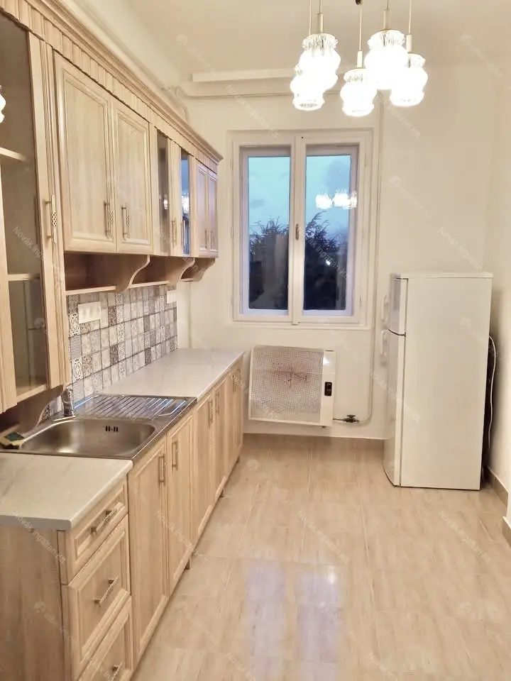 Kiadó albérlet 260000 Ft/hó áron: Budapest, XI. kerület  Etele tér. Mérete: 58 nm, 2 szobás | Alberlet.hu - 6668096