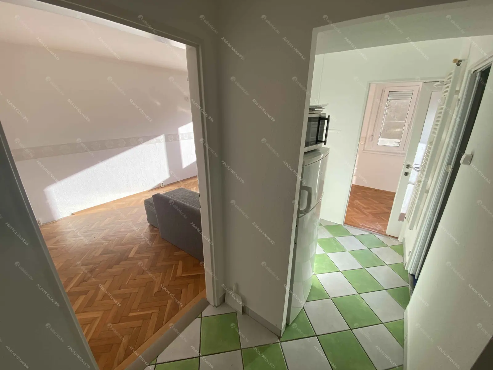 Kiadó albérlet 180000 Ft/hó áron: Budapest, XI. kerület  Etele út. Mérete: 33 nm, 1 szobás | Alberlet.hu - 6644715