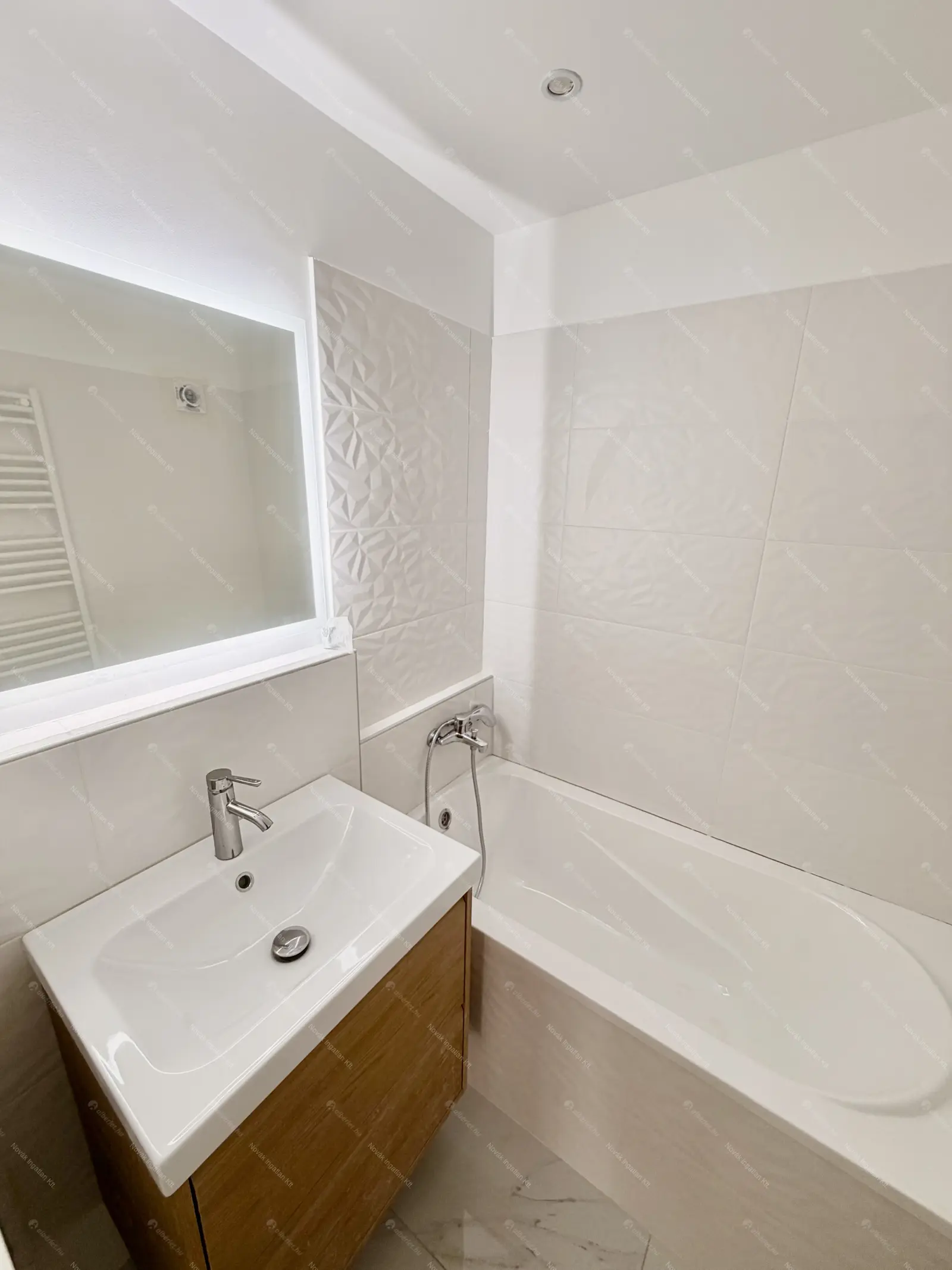 Kiadó albérlet 295000 Ft/hó áron: Budapest, XI. kerület  Etele út. Mérete: 49 nm, 2 szobás | Alberlet.hu - 6659340