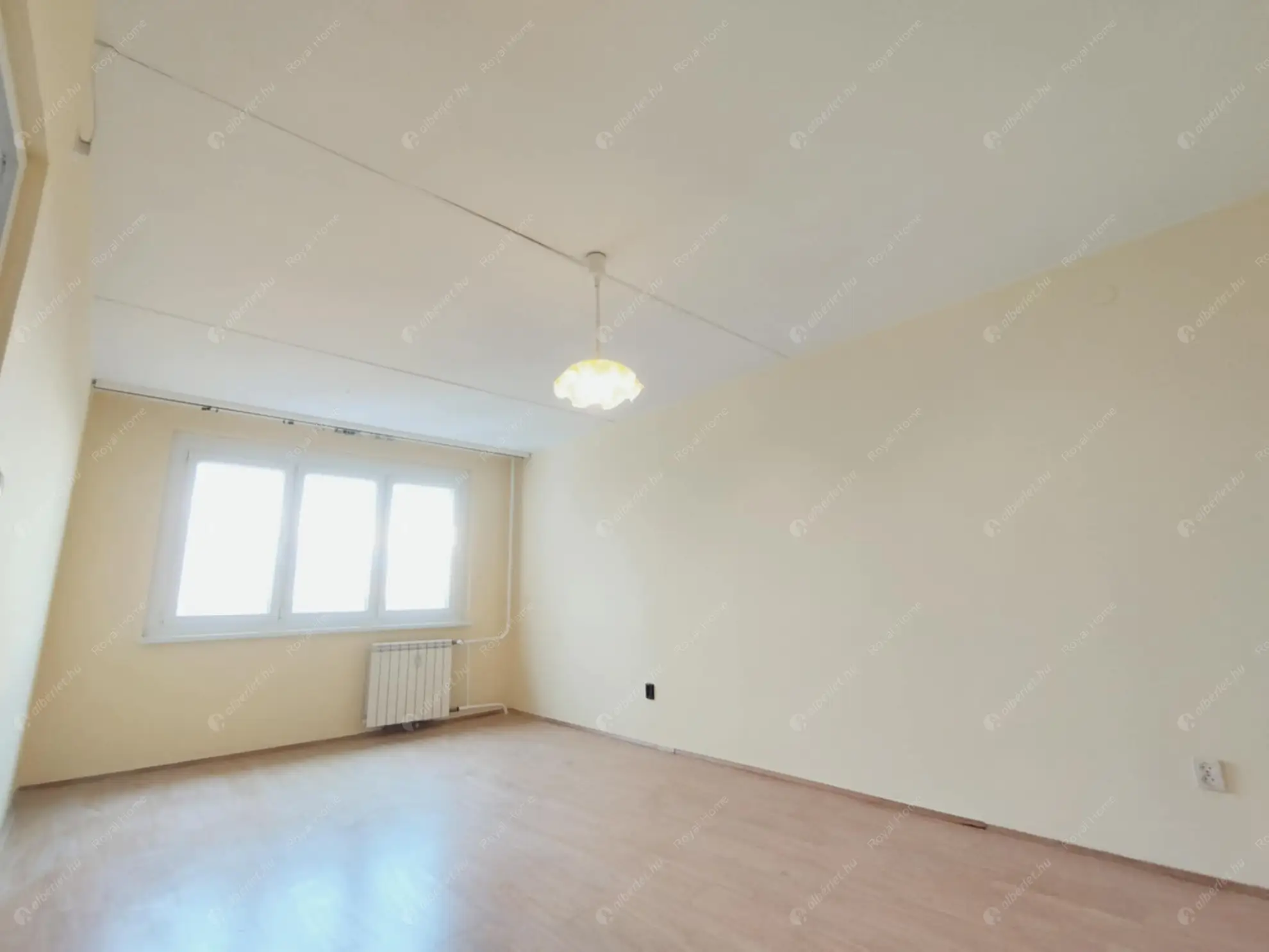 Kiadó albérlet 219000 Ft/hó áron: Budapest, XI. kerület  Etele út. Mérete: 50 nm, 2 szobás | Alberlet.hu - 6565197