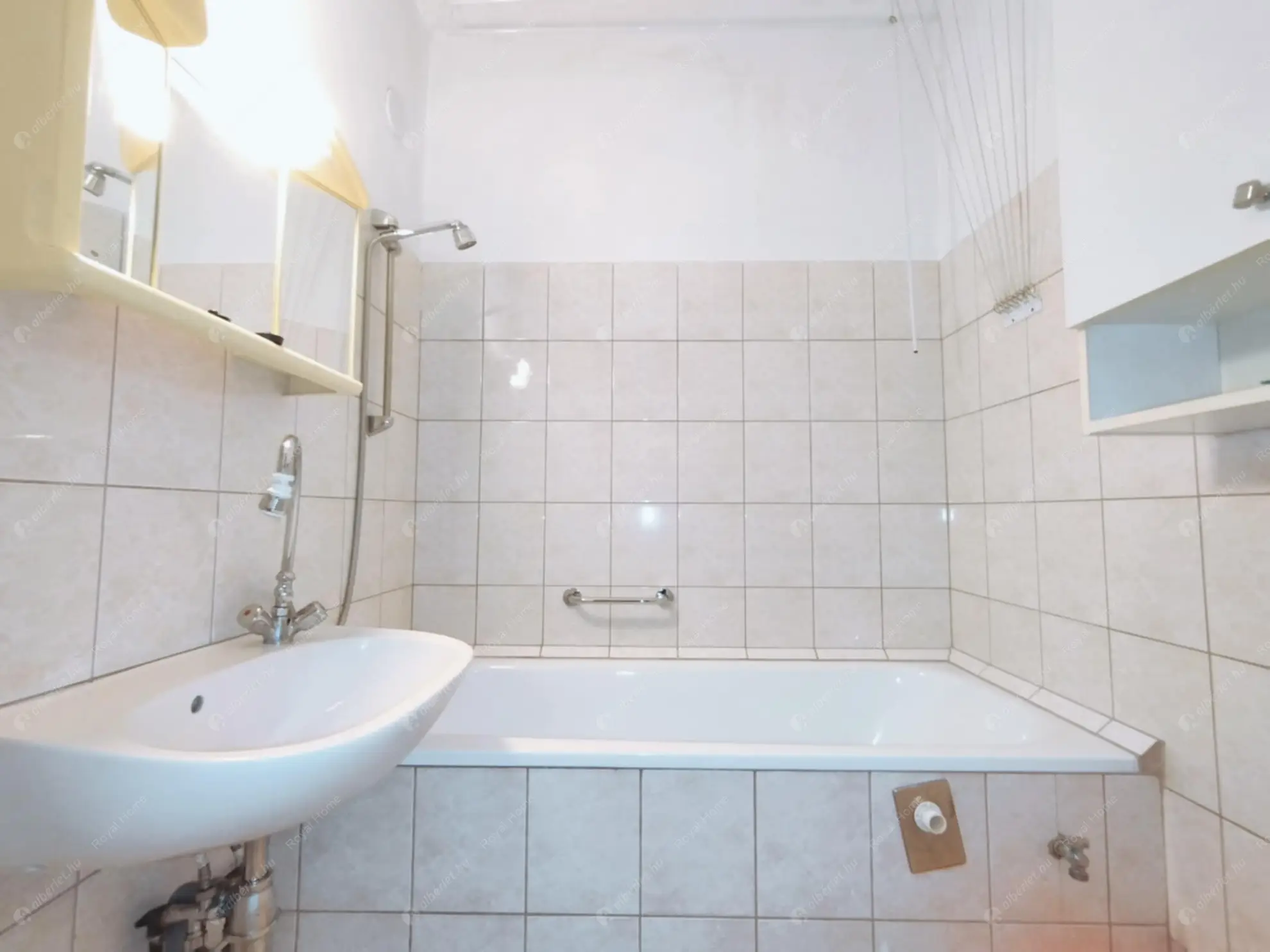 Kiadó albérlet 219000 Ft/hó áron: Budapest, XI. kerület  Etele út. Mérete: 50 nm, 2 szobás | Alberlet.hu - 6565198