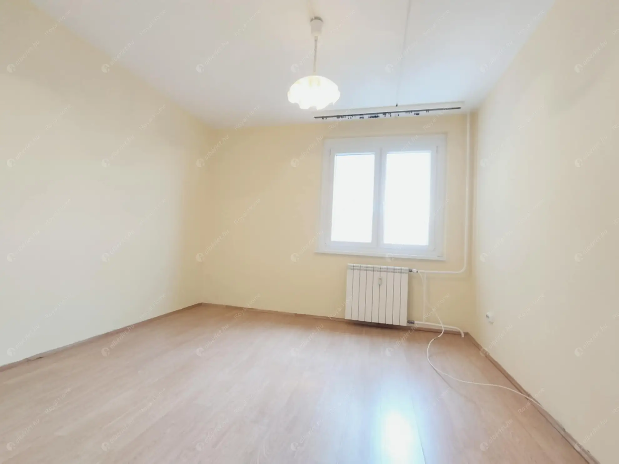 Kiadó albérlet 219000 Ft/hó áron: Budapest, XI. kerület  Etele út. Mérete: 50 nm, 2 szobás | Alberlet.hu - 6565199