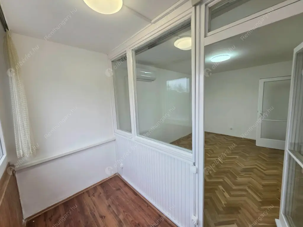 Kiadó albérlet 200000 Ft/hó áron: Budapest, XI. kerület  Etele út. Mérete: 50 nm, 2 szobás | Alberlet.hu - 6599198