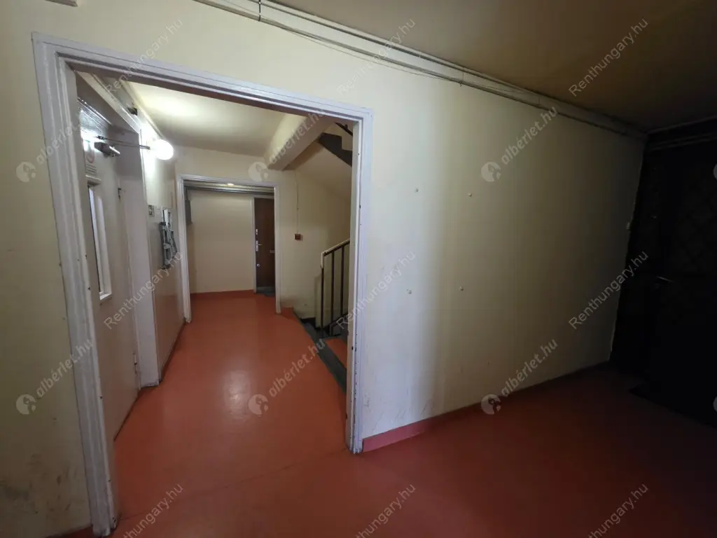 Kiadó albérlet 200000 Ft/hó áron: Budapest, XI. kerület  Etele út. Mérete: 50 nm, 2 szobás | Alberlet.hu - 6599220