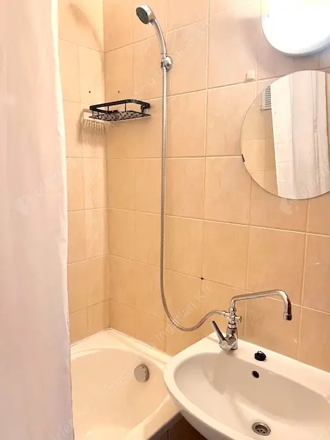 Kiadó albérlet 220000 Ft/hó áron: Budapest, XI. kerület  Etele út. Mérete: 52 nm, 2 szobás | Alberlet.hu - 6618204