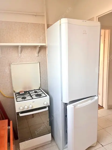 Kiadó albérlet 220000 Ft/hó áron: Budapest, XI. kerület  Etele út. Mérete: 52 nm, 2 szobás | Alberlet.hu - 6618208