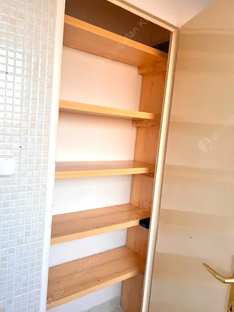 Kiadó albérlet 220000 Ft/hó áron: Budapest, XI. kerület  Etele út. Mérete: 52 nm, 2 szobás | Alberlet.hu - 6618210