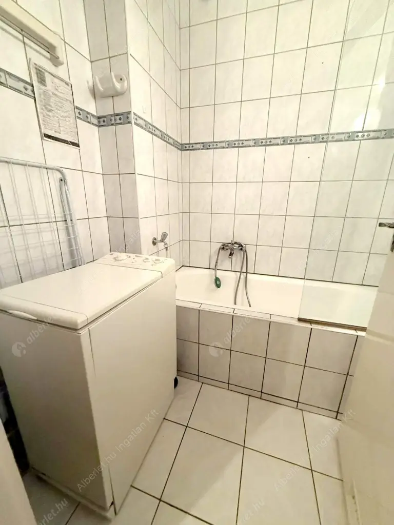 Kiadó albérlet 260000 Ft/hó áron: Budapest, XI. kerület  Fadrusz utca. Mérete: 41 nm, 1 szobás | Alberlet.hu - 6586659