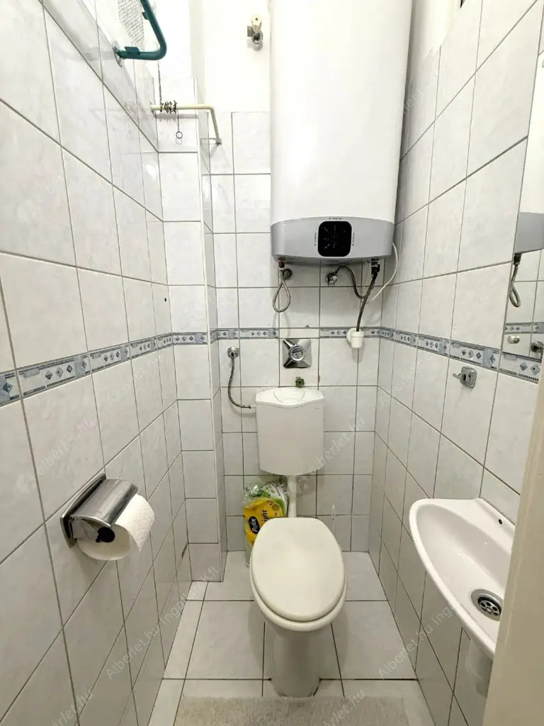 Kiadó albérlet 260000 Ft/hó áron: Budapest, XI. kerület  Fadrusz utca. Mérete: 41 nm, 1 szobás | Alberlet.hu - 6586660