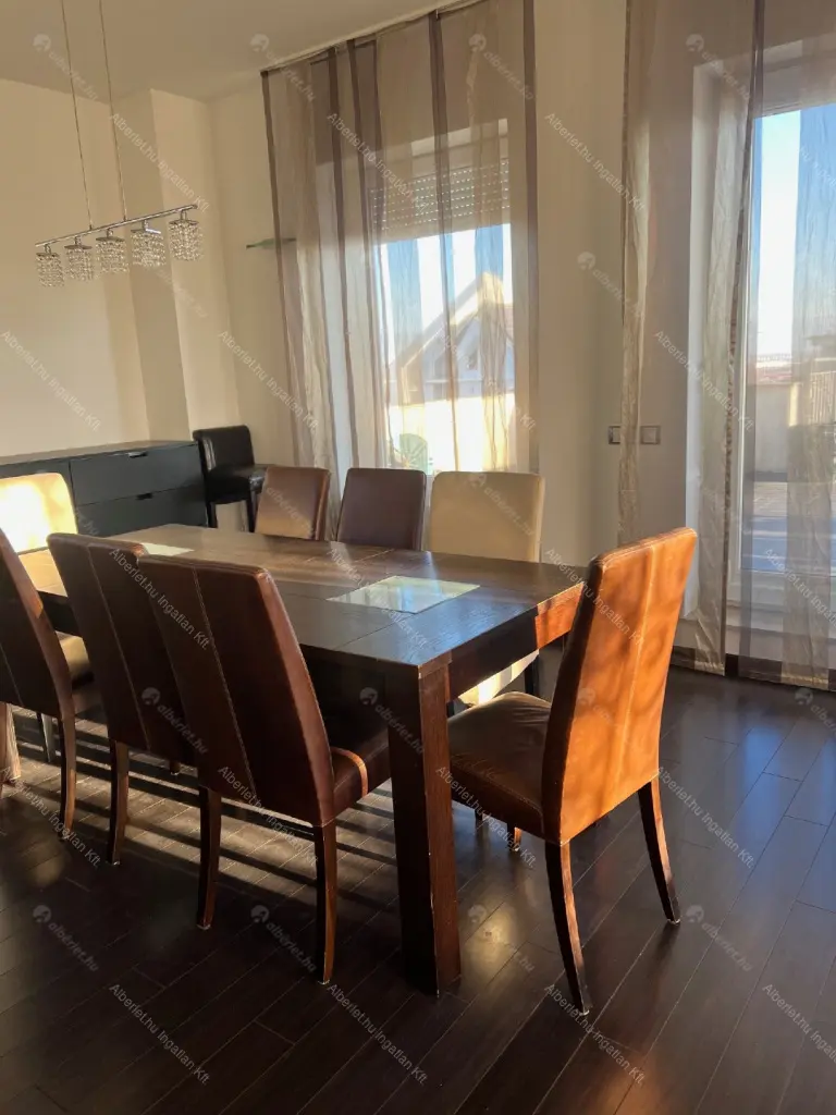 Kiadó albérlet 750000 Ft/hó áron: Budapest, XI. kerület  Fatörzs utca. Mérete: 120 nm, 3 szobás | Alberlet.hu - 6658988