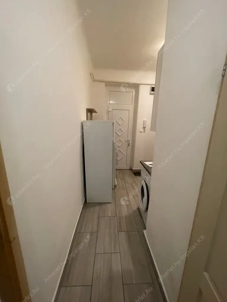 Kiadó albérlet 245000 Ft/hó áron: Budapest, XI. kerület  Fehérvári út. Mérete: 44 nm, 2 szobás | Alberlet.hu - 6570296