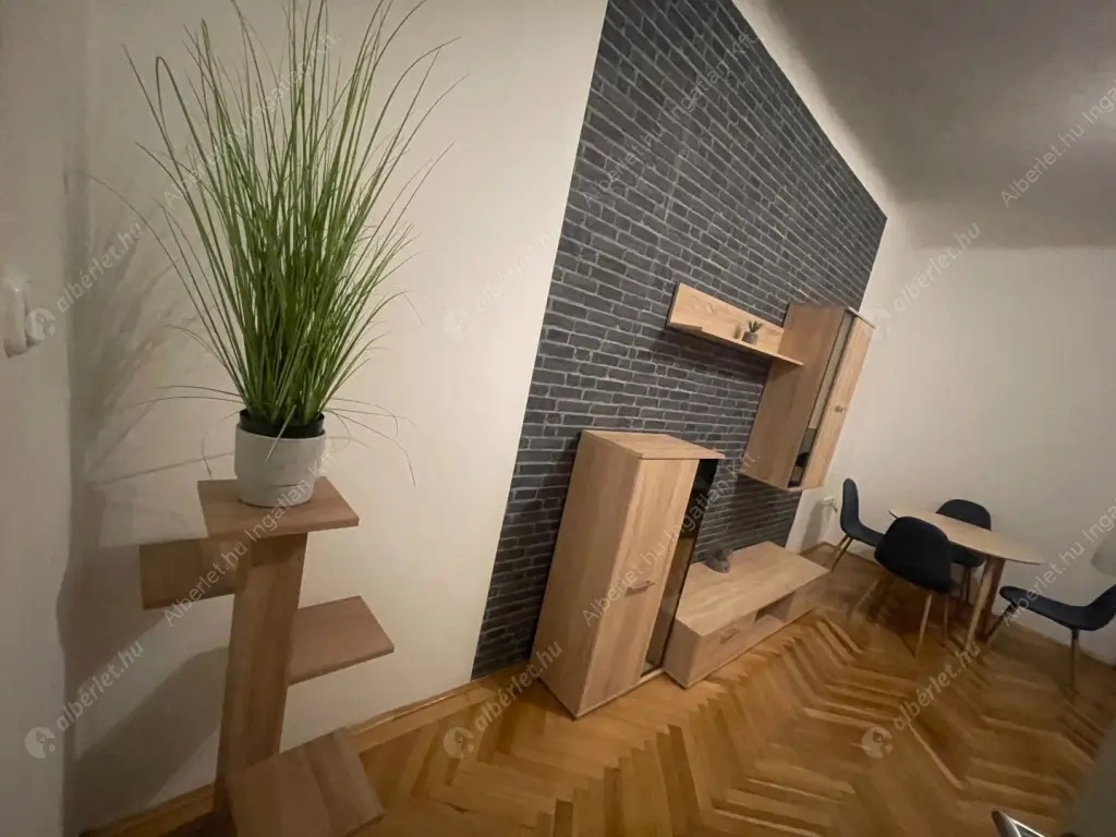 Kiadó albérlet 235000 Ft/hó áron: Budapest, XI. kerület  Fehérvári út. Mérete: 44 nm, 2 szobás | Alberlet.hu - 6573242