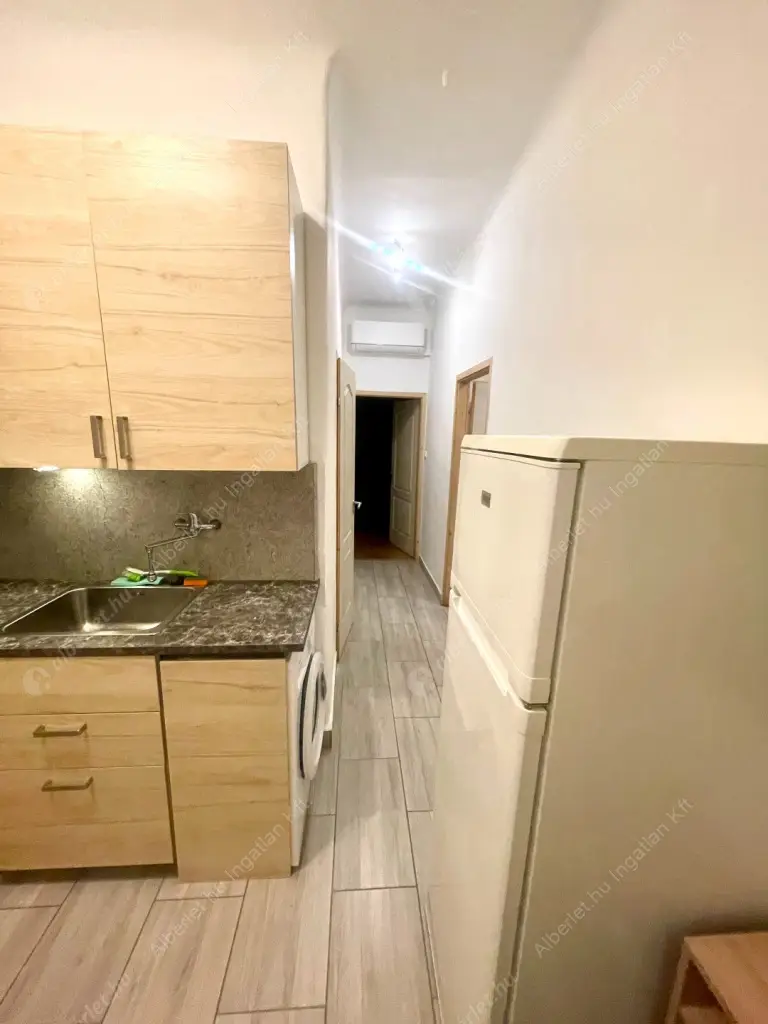 Kiadó albérlet 235000 Ft/hó áron: Budapest, XI. kerület  Fehérvári út. Mérete: 44 nm, 2 szobás | Alberlet.hu - 6573253