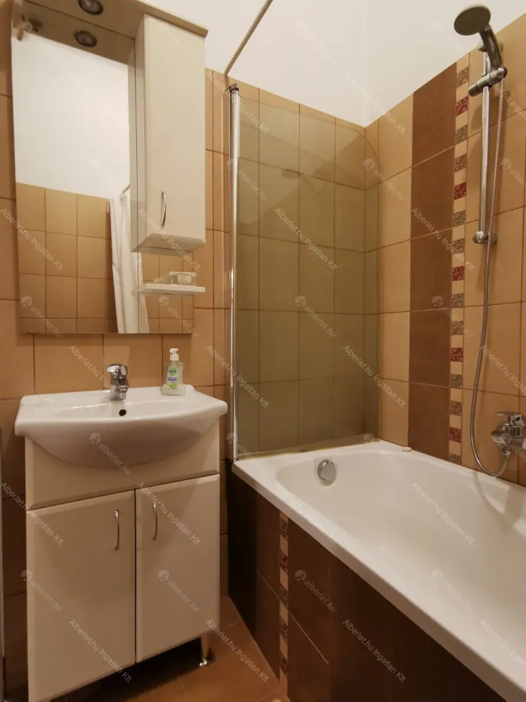 Kiadó albérlet 250000 Ft/hó áron: Budapest, XI. kerület  Fehérvári út. Mérete: 54 nm, 2 szobás | Alberlet.hu - 6647434