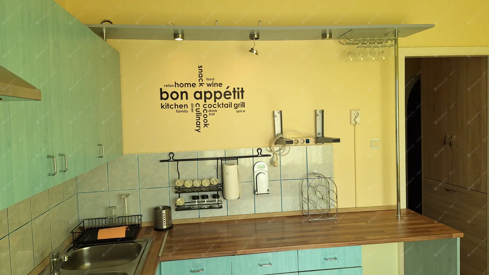 Kiadó albérlet 250000 Ft/hó áron: Budapest, XI. kerület  Fehérvári út. Mérete: 59 nm, 1 szobás | Alberlet.hu - 6556619