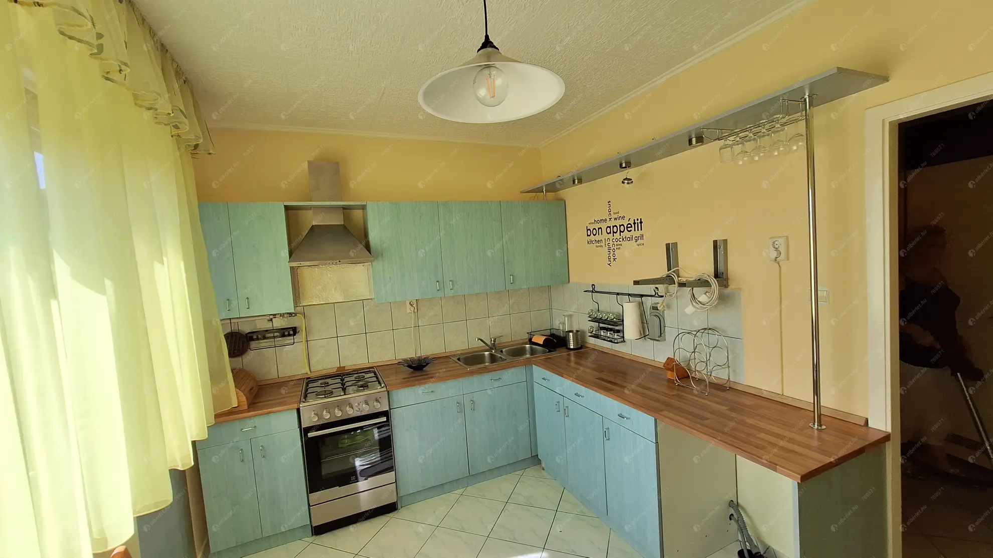 Kiadó albérlet 250000 Ft/hó áron: Budapest, XI. kerület  Fehérvári út. Mérete: 59 nm, 1 szobás | Alberlet.hu - 6556628