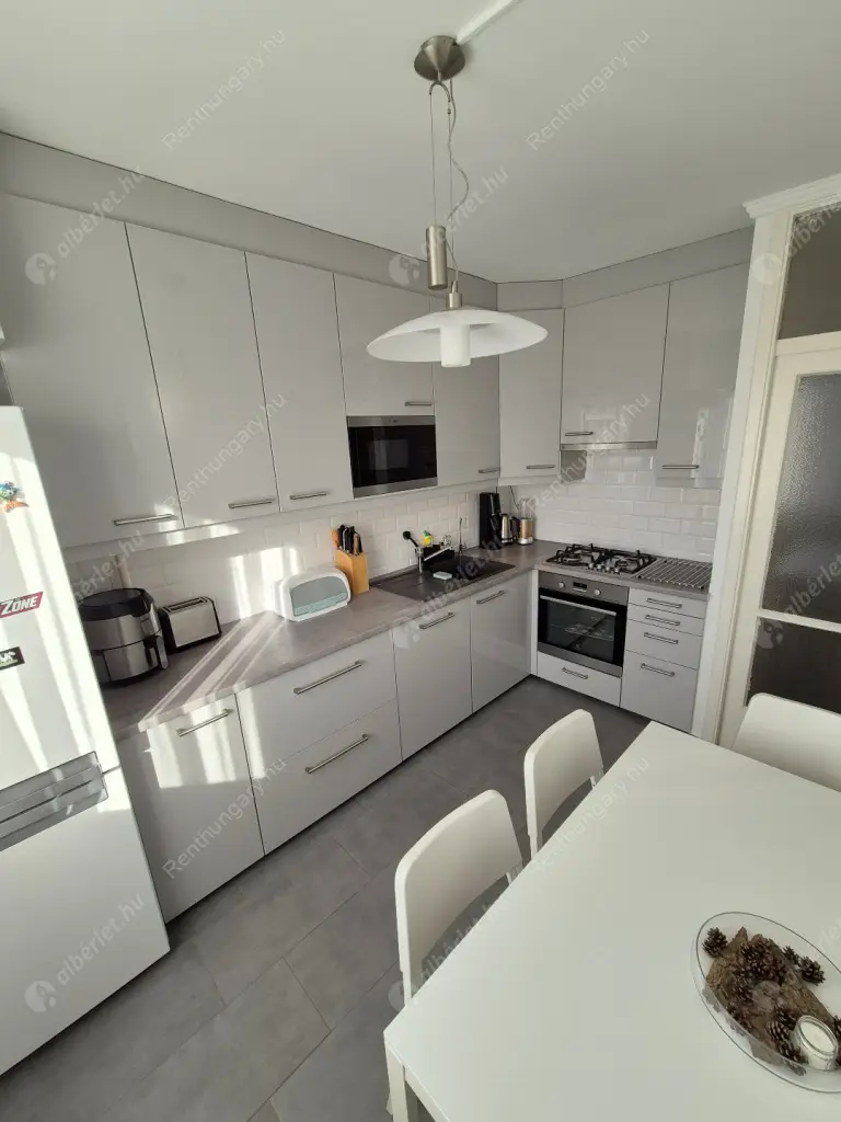 Kiadó albérlet 310000 Ft/hó áron: Budapest, XI. kerület  Fehérvári út. Mérete: 62 nm, 2 szobás | Alberlet.hu - 6581177