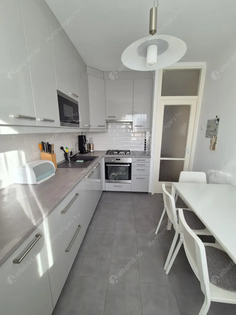 Kiadó albérlet 310000 Ft/hó áron: Budapest, XI. kerület  Fehérvári út. Mérete: 62 nm, 2 szobás | Alberlet.hu - 6581178