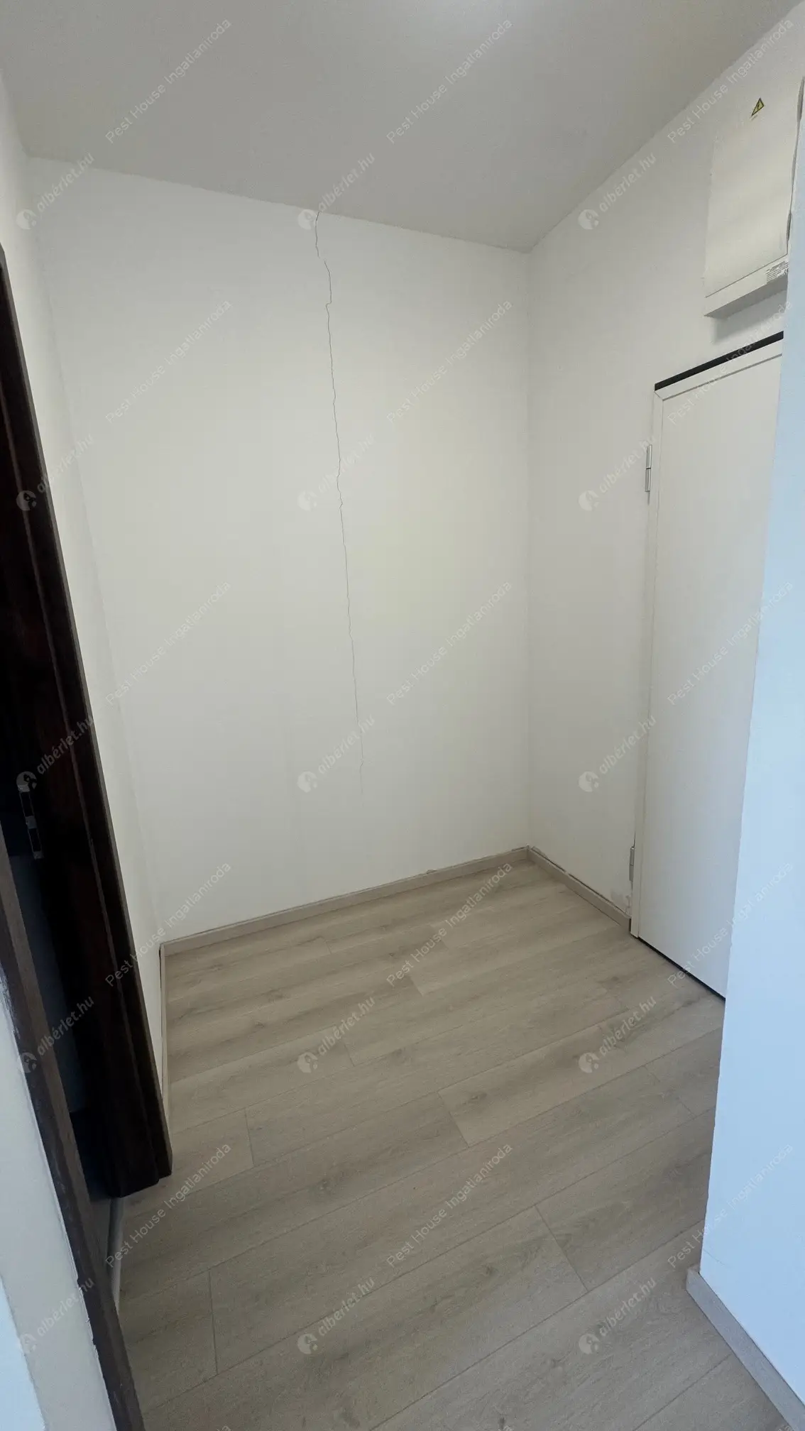 Kiadó albérlet 240000 Ft/hó áron: Budapest, XI. kerület  Garda utca. Mérete: 35 nm, 1 szobás | Alberlet.hu - 6592770