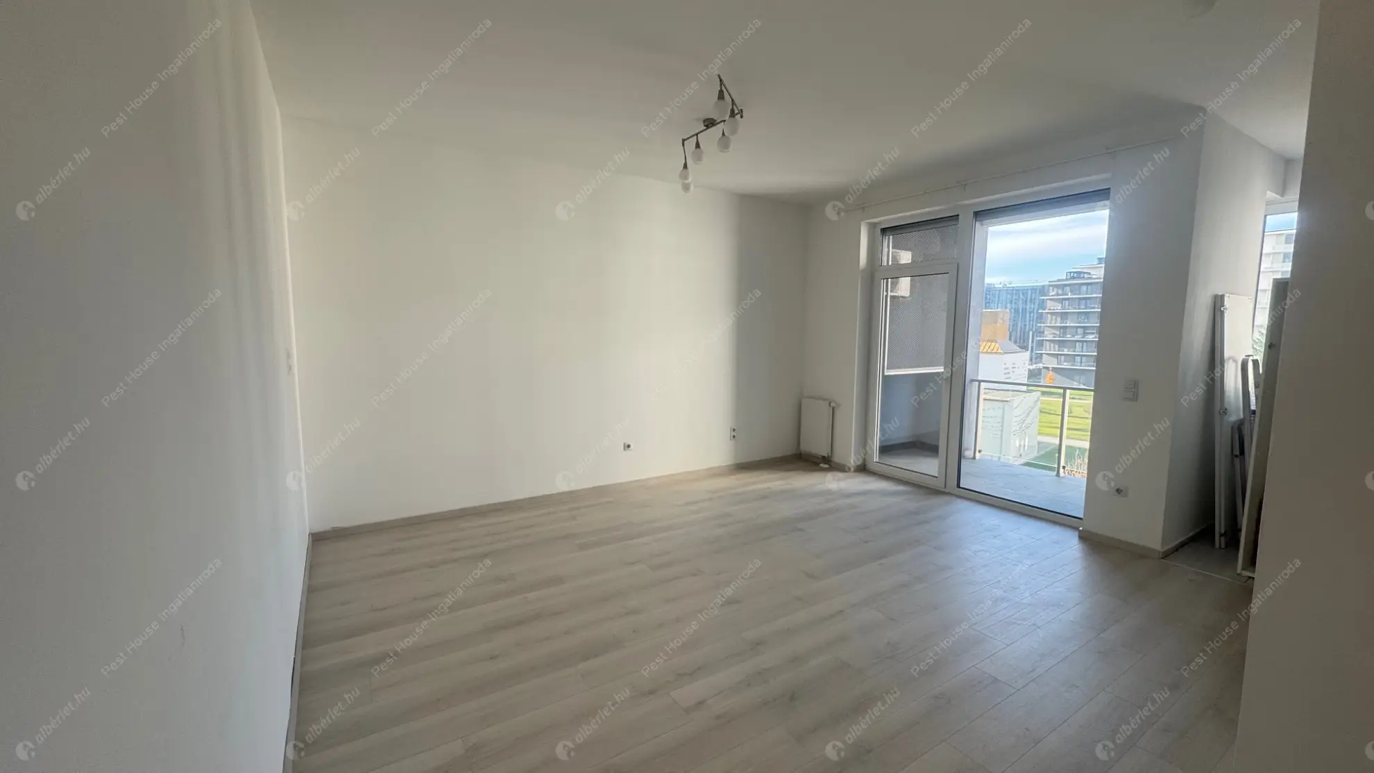 Kiadó albérlet 240000 Ft/hó áron: Budapest, XI. kerület  Garda utca. Mérete: 35 nm, 1 szobás | Alberlet.hu - 6592772