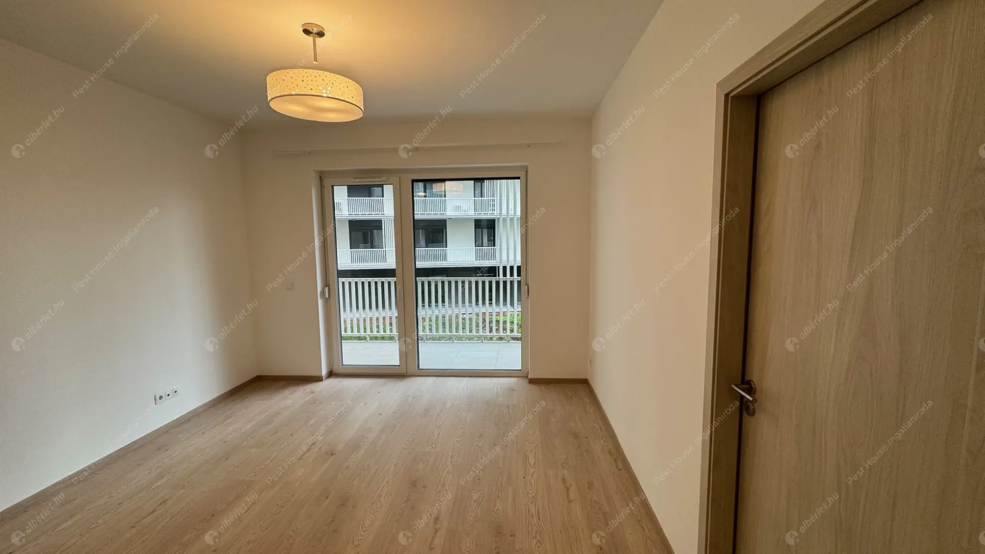 Kiadó albérlet 270000 Ft/hó áron: Budapest, XI. kerület  Garda utca. Mérete: 36 nm, 2 szobás | Alberlet.hu - 6593111