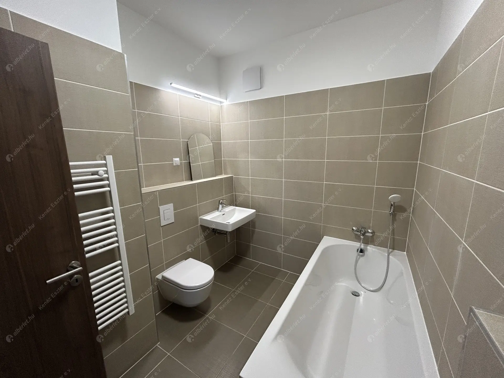 Kiadó albérlet 480000 Ft/hó áron: Budapest, XI. kerület  Garda utca. Mérete: 71 nm, 3 szobás | Alberlet.hu - 6383378