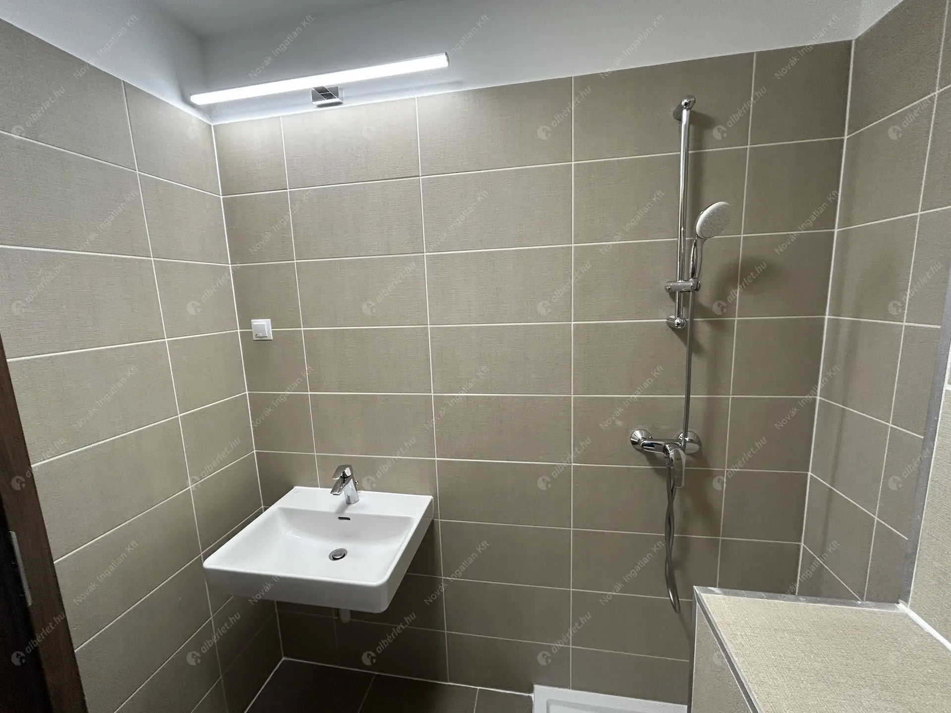 Kiadó albérlet 450000 Ft/hó áron: Budapest, XI. kerület  Garda utca. Mérete: 71 nm, 3 szobás | Alberlet.hu - 6388851