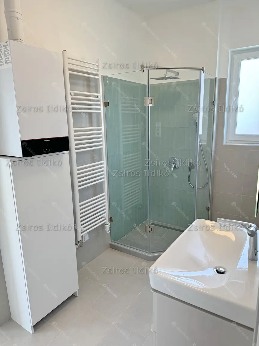 Kiadó albérlet 370000 Ft/hó áron: Budapest, XI. kerület  Gellérthegy . Mérete: 75 nm, 3 szobás | Alberlet.hu - 6658300