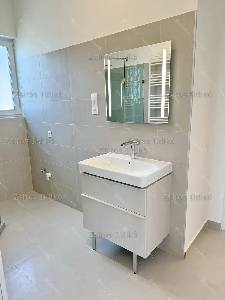 Kiadó albérlet 370000 Ft/hó áron: Budapest, XI. kerület  Gellérthegy . Mérete: 75 nm, 3 szobás | Alberlet.hu - 6658301