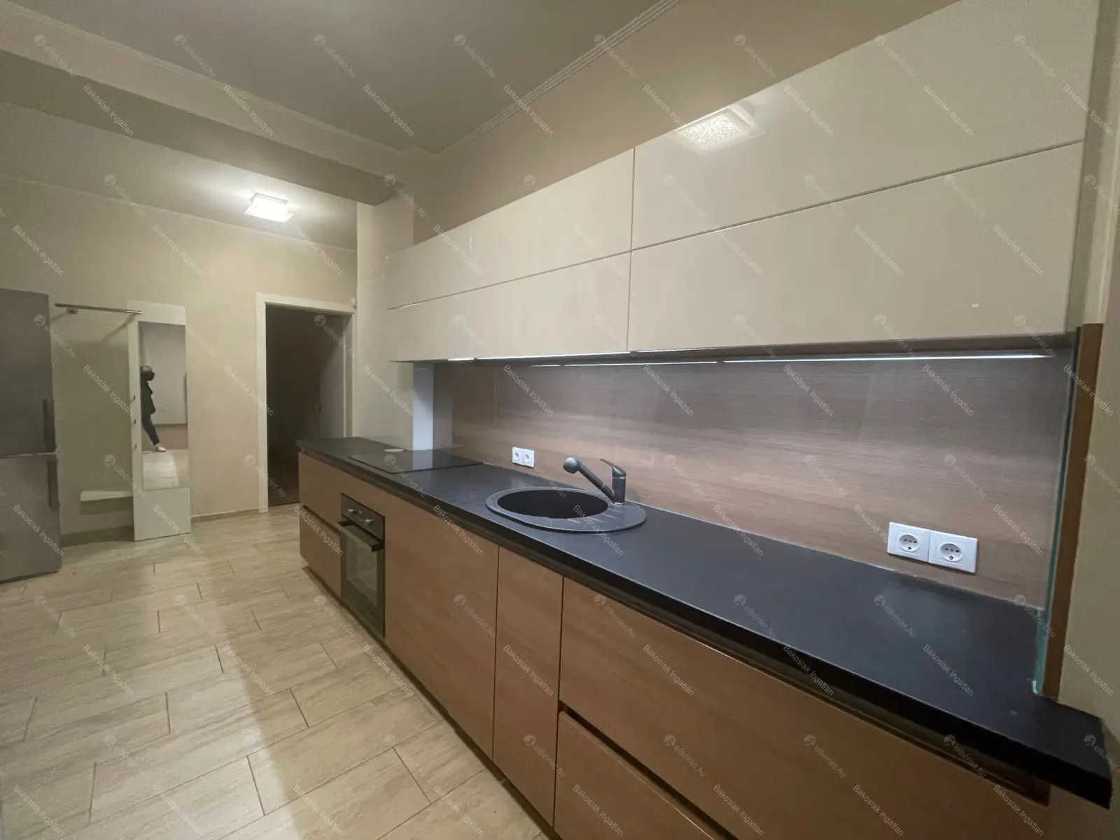 Kiadó albérlet 450000 Ft/hó áron: Budapest, XI. kerület  Görbe utca. Mérete: 90 nm, 3 szobás | Alberlet.hu - 6667751