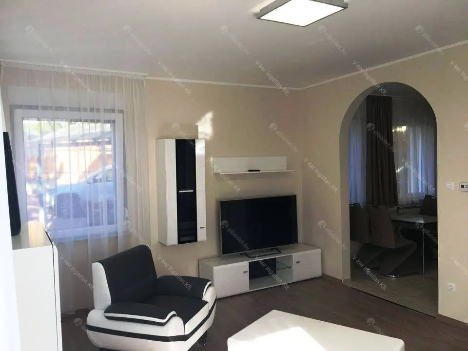 Kiadó albérlet 388000 Ft/hó áron: Budapest, XI. kerület  Görbe utca. Mérete: 90 nm, 3 szobás | Alberlet.hu - 6675870