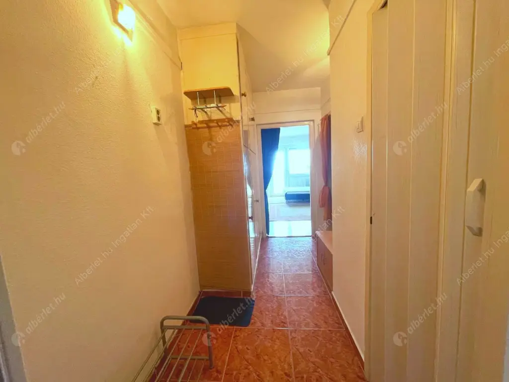 Kiadó albérlet 250000 Ft/hó áron: Budapest, XI. kerület  Hadak útja. Mérete: 33 nm, 1 szobás | Alberlet.hu - 5680489