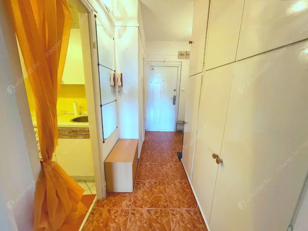 Kiadó albérlet 250000 Ft/hó áron: Budapest, XI. kerület  Hadak útja. Mérete: 33 nm, 1 szobás | Alberlet.hu - 5680490