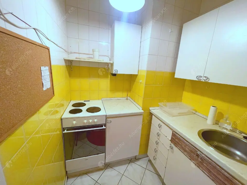 Kiadó albérlet 250000 Ft/hó áron: Budapest, XI. kerület  Hadak útja. Mérete: 33 nm, 1 szobás | Alberlet.hu - 5680492