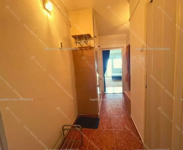 Kiadó albérlet 210000 Ft/hó áron: Budapest, XI. kerület  Hadak útja. Mérete: 33 nm, 1 szobás | Alberlet.hu - 6654573