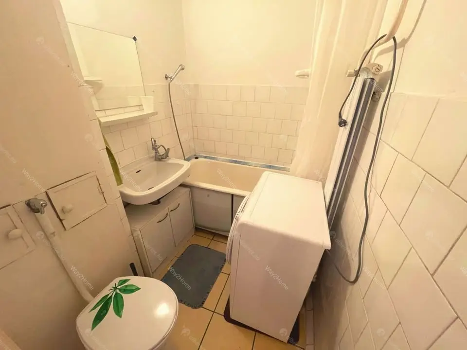 Kiadó albérlet 210000 Ft/hó áron: Budapest, XI. kerület  Hadak útja. Mérete: 33 nm, 1 szobás | Alberlet.hu - 6684859