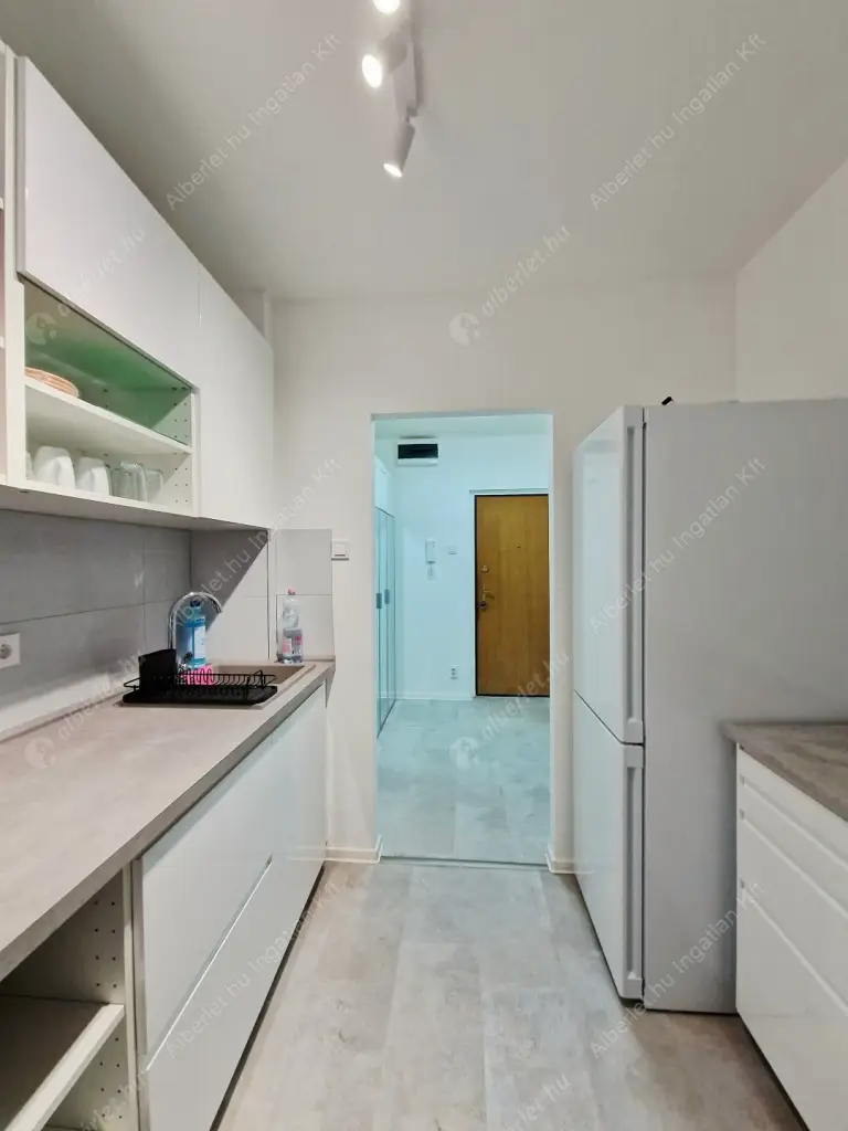 Kiadó albérlet 260000 Ft/hó áron: Budapest, XI. kerület  Halmi utca. Mérete: 42 nm, 1 szobás | Alberlet.hu - 6612410