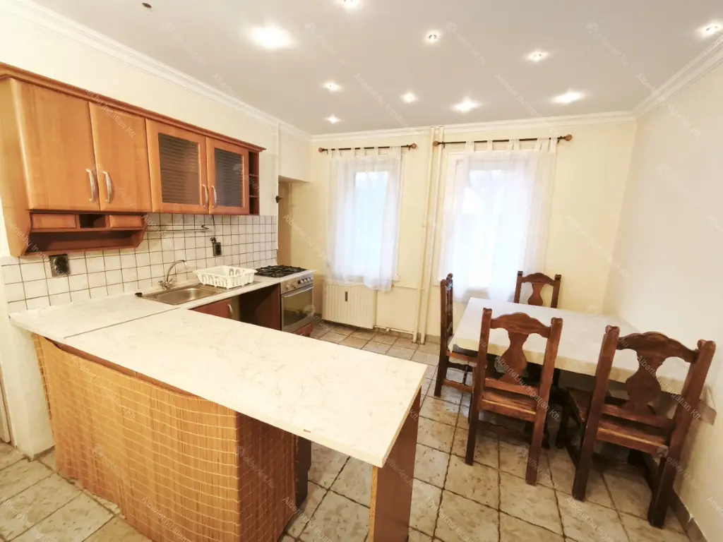 Kiadó albérlet 215000 Ft/hó áron: Budapest, XI. kerület  Irinyi József utca. Mérete: 40 nm, 1 szobás | Alberlet.hu - 6640166