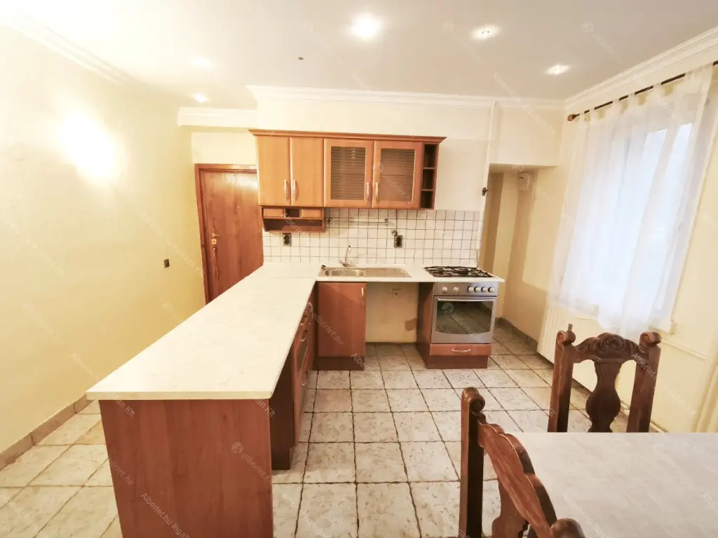 Kiadó albérlet 205000 Ft/hó áron: Budapest, XI. kerület  Irinyi József utca. Mérete: 40 nm, 1 szobás | Alberlet.hu - 6640656